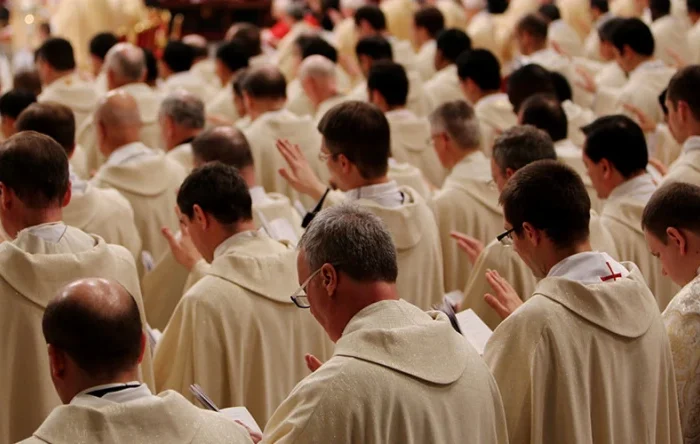 Oración por la santificación de los sacerdotes Oración por la santificación de los sacerdotes
