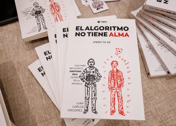“El algoritmo no tiene alma (pero tú sí)”: El nuevo libro de un sacerdote sobre fe,  IA y el sentido de la vida