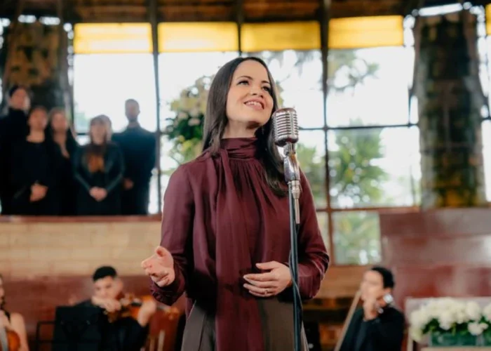 Celinés regresa a la escena de la música católica con una canción inspirada en el Padre Pío Celinés regresa a la escena de la música católica con una canción inspirada en el Padre Pío