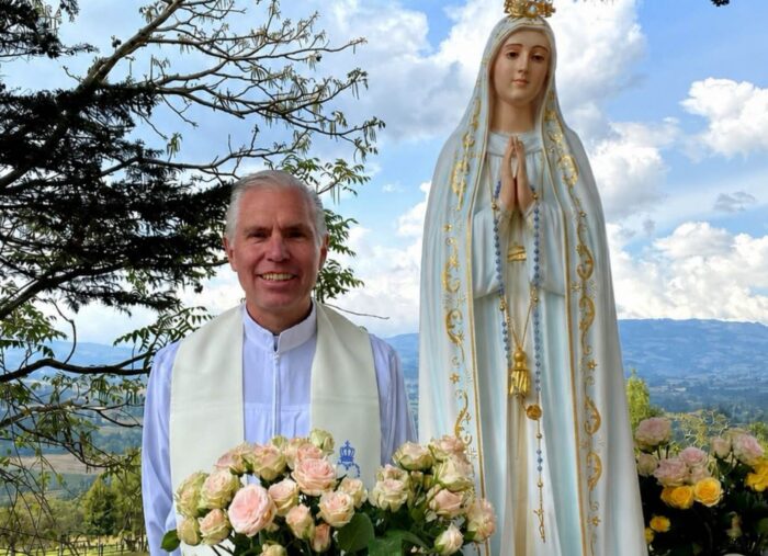 Mater Fátima inicia una nueva etapa para presentar “con mayor fuerza” el mensaje de la Virgen Mater Fátima inicia una nueva etapa para presentar “con mayor fuerza” el mensaje de la Virgen