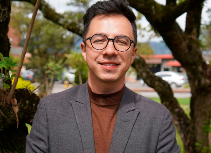 Cáritas Colombiana tiene un nuevo director con el reto de afrontar la emergencia por el terremoto Cáritas Colombiana tiene un nuevo director con el reto de afrontar la emergencia por el terremoto
