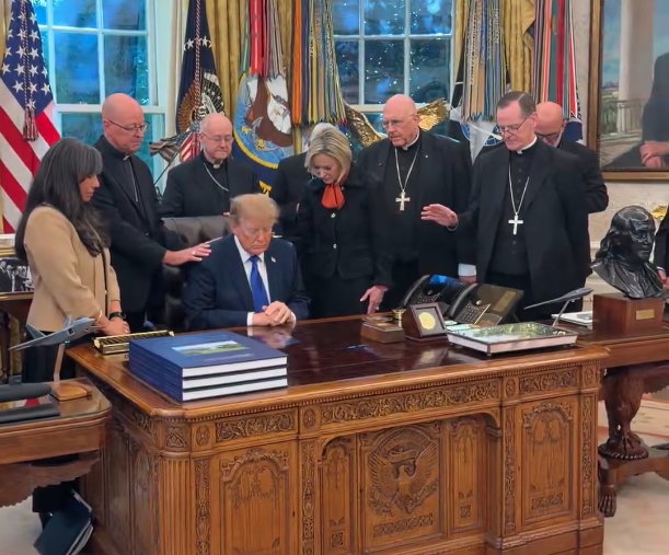 ¿Por qué un grupo de obispos de EE.UU. rezó con Trump en la Casa Blanca? ¿Por qué un grupo de obispos de EE.UU. rezó con Trump en la Casa Blanca?